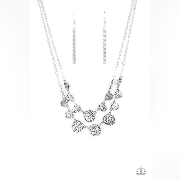 Pebble Me Pretty Necklace - Picture 3 of 3